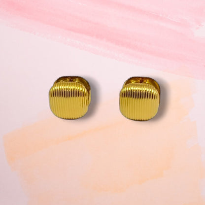 Golden English Lock Earrings