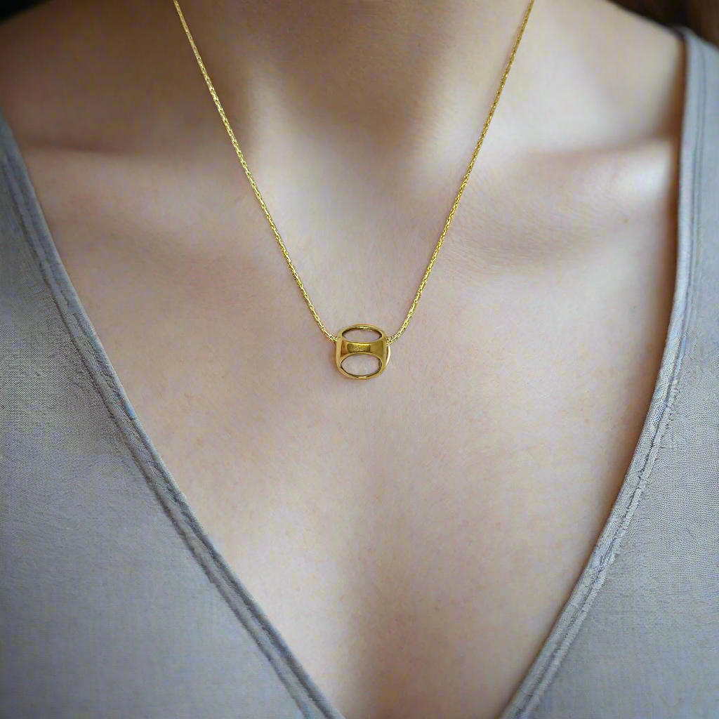 Small Pendant Necklace