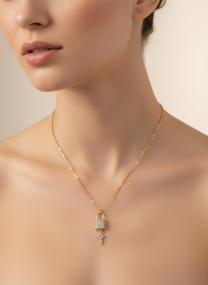 Gold necklace with a pendant 