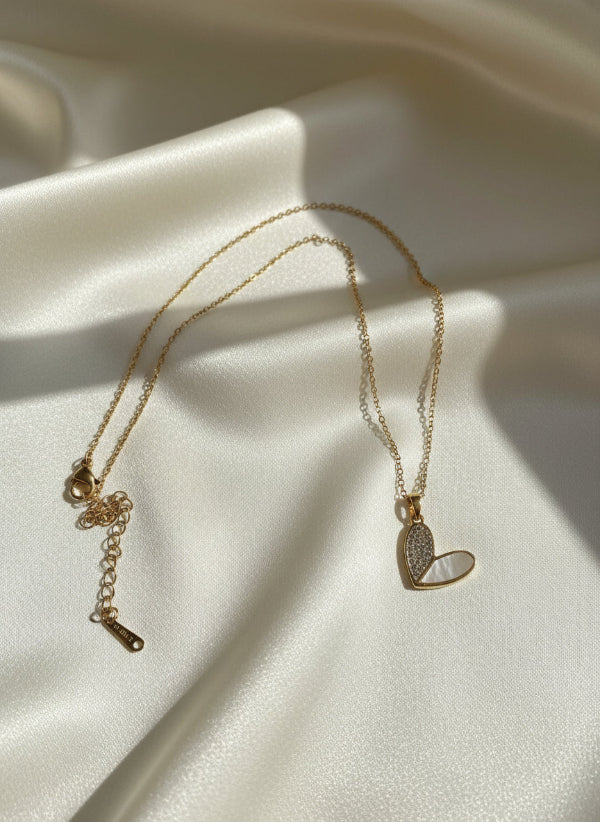 Heart Shaped Pendent Necklace