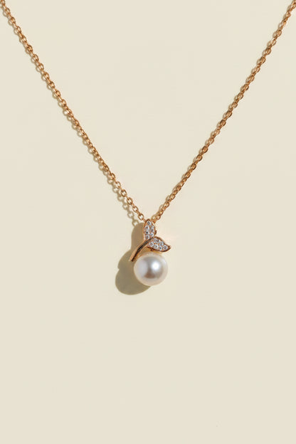 Leaf Pendent Necklace